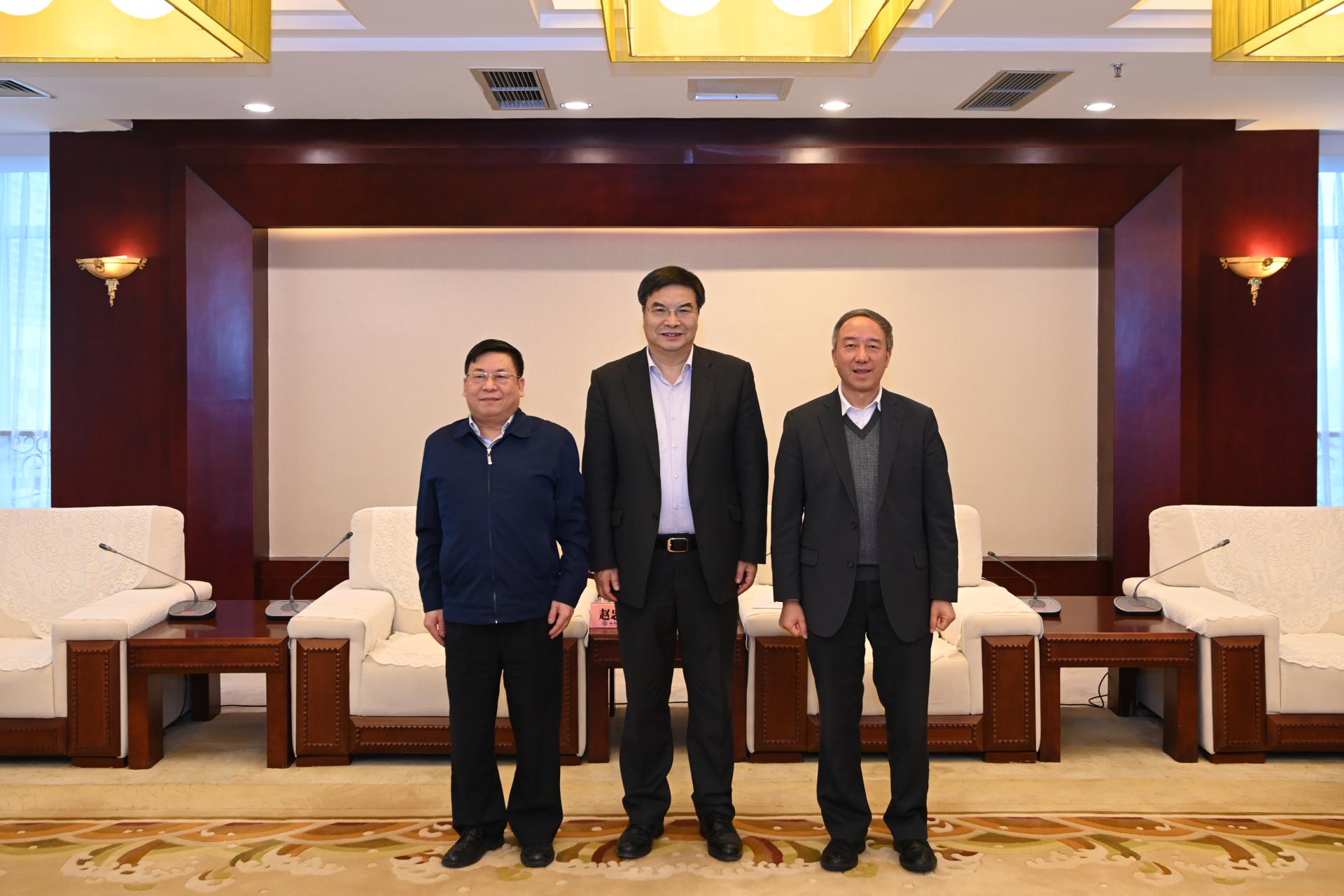 山东财经大学校长赵忠秀一行到访 与我校续签战略合作协议